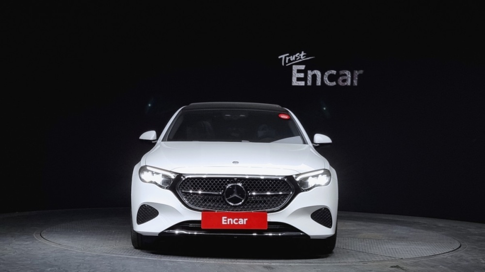 Mercedes-Benz E-Class W214