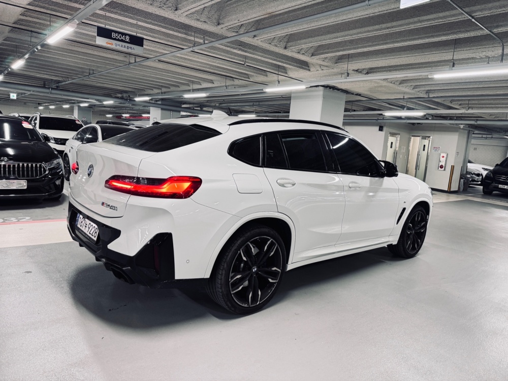 BMW X4 (G02)