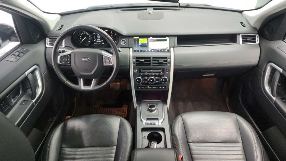 Land rover discovery sport