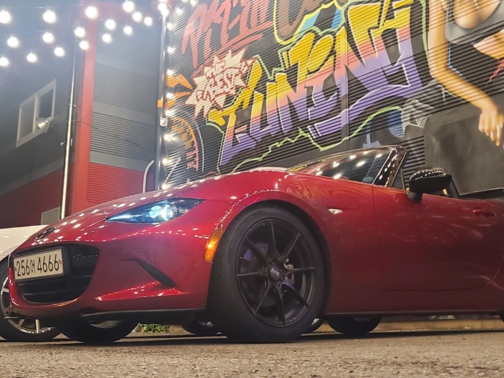 Mazda MX-5 MIATA