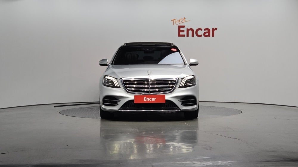 Mercedes-Benz S-Class W222