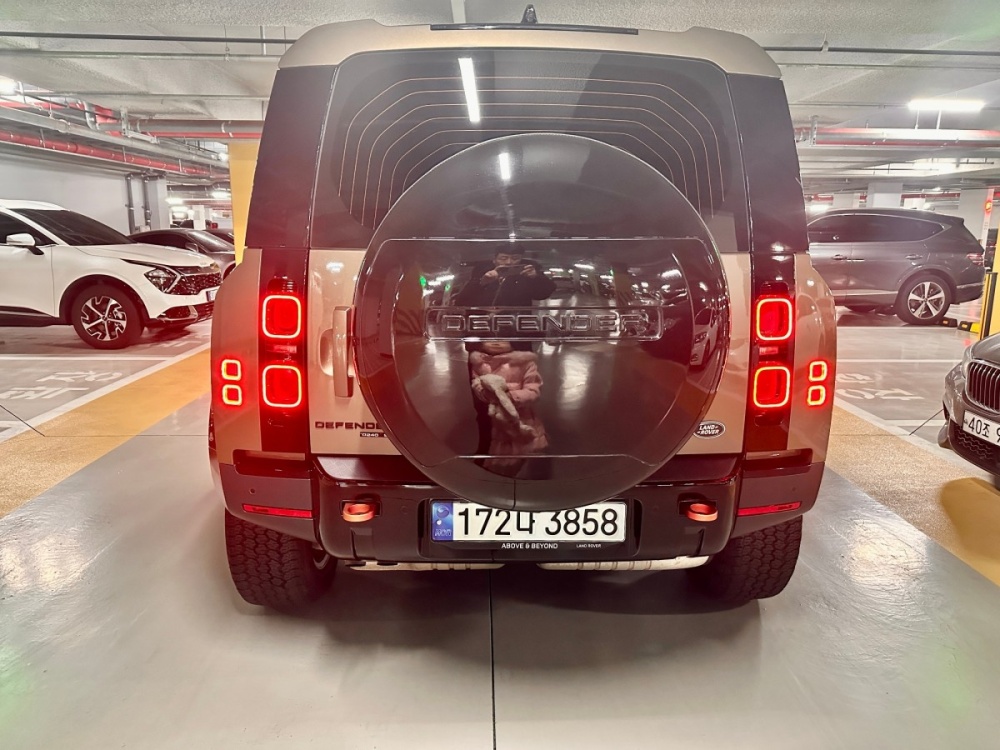 Land rover Defender (L663)