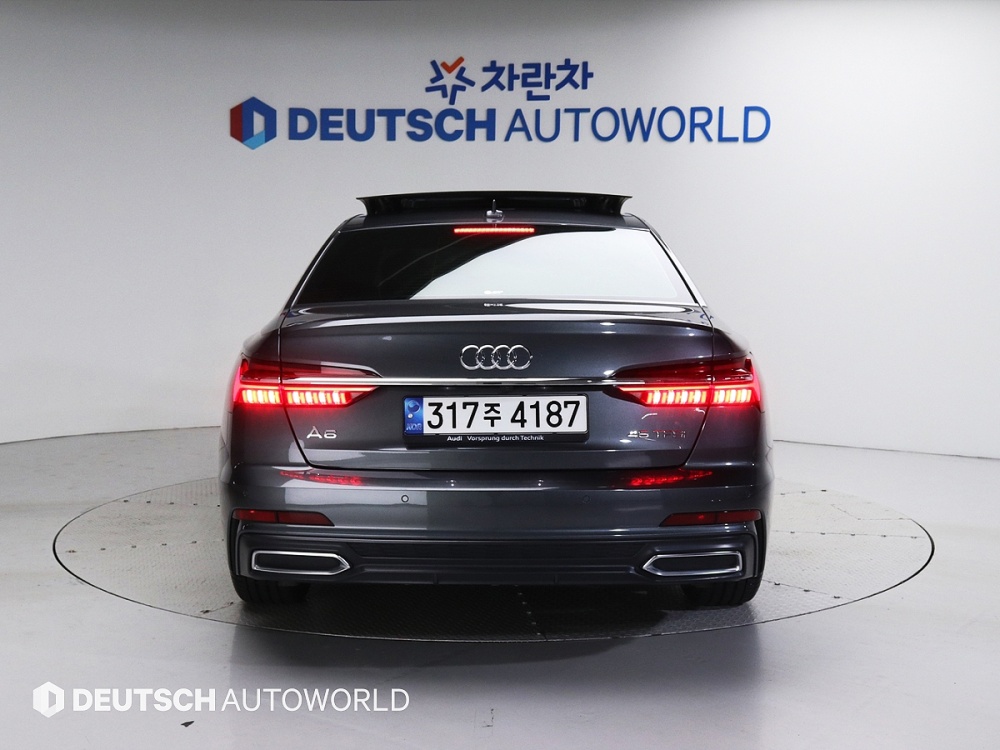 Audi A6 (C8)