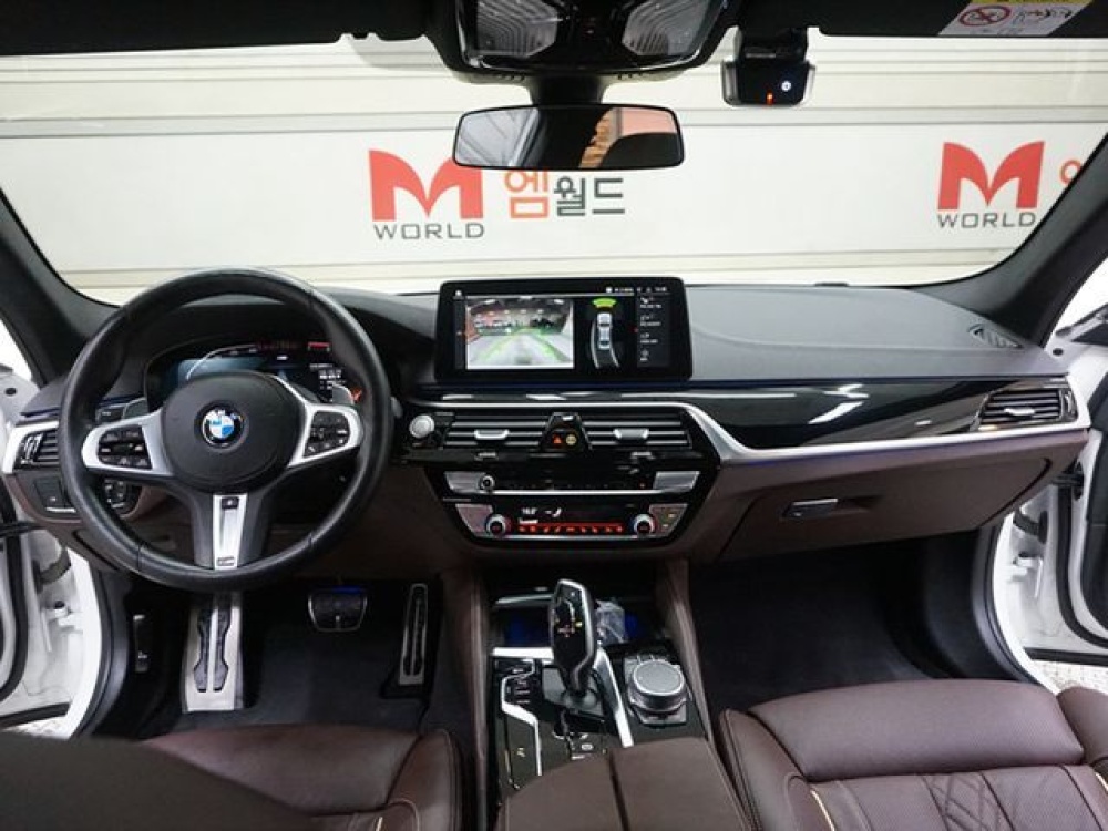 BMW 5 series (G30)