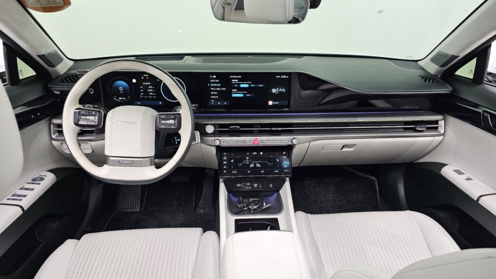 Hyundai Grandeur (GN7)
