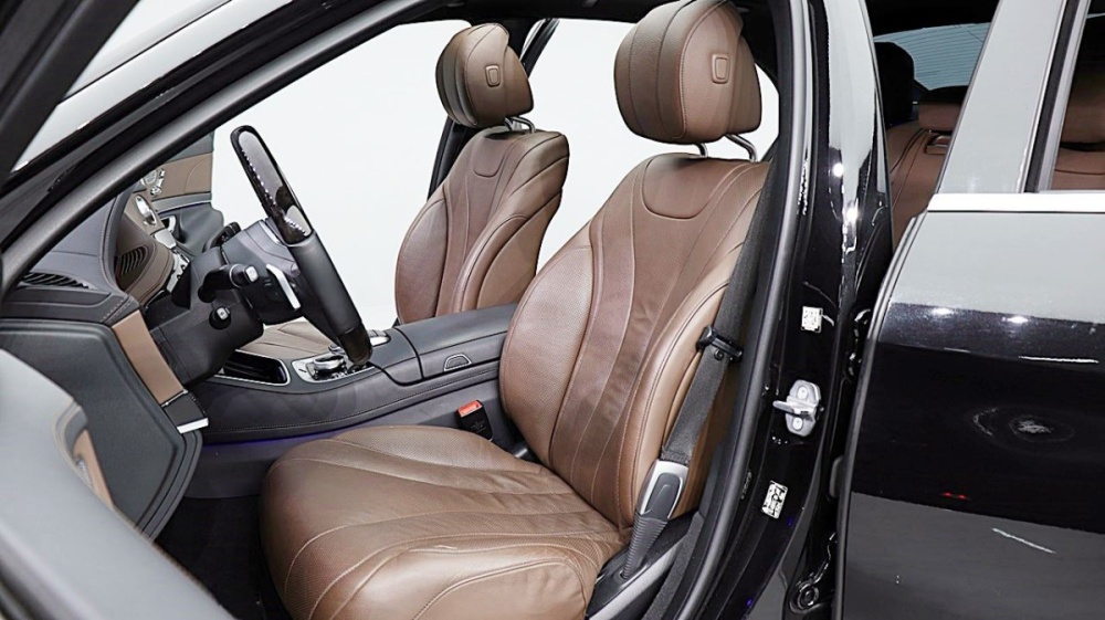Mercedes-Benz S-Class W222