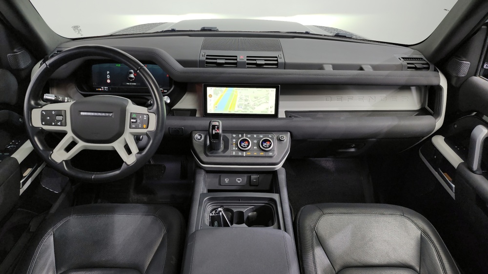 Land rover Defender (L663)