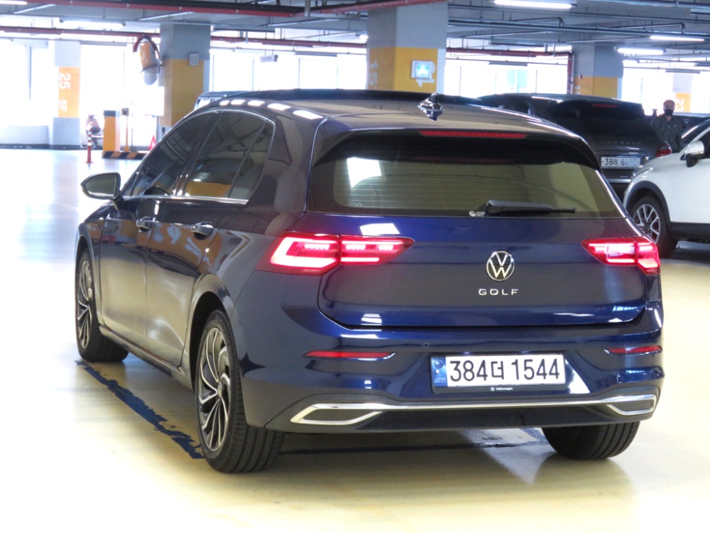 Volkswagen golf 8th generation