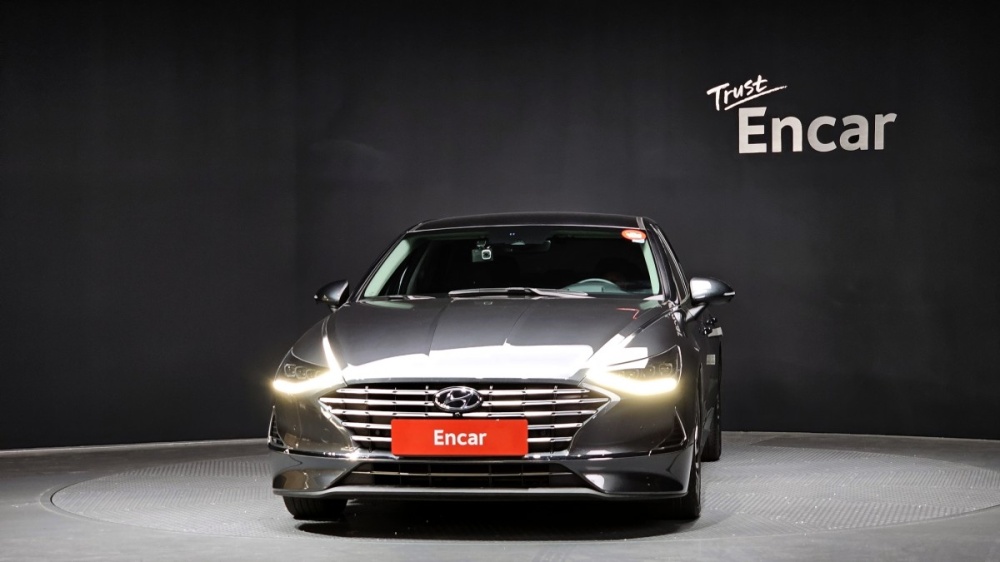 Hyundai Sonata Hybrid (DN8)