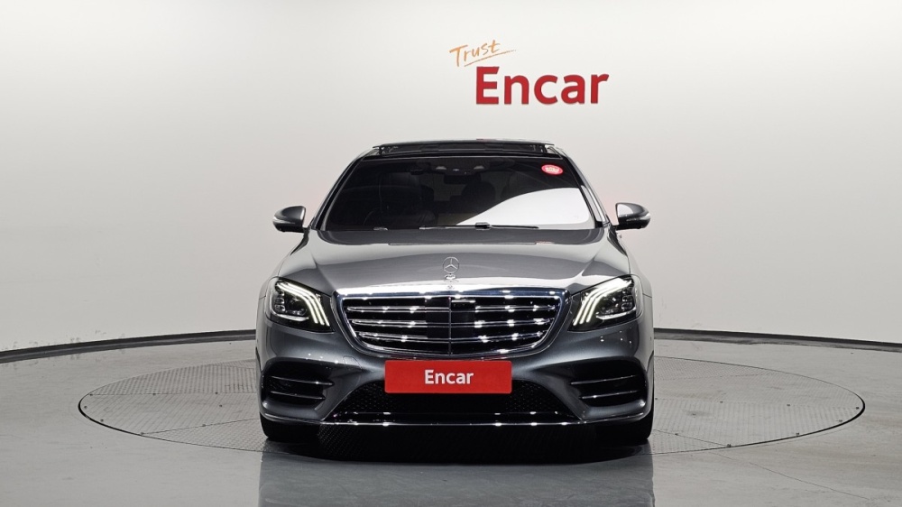 Mercedes-Benz S-Class W222