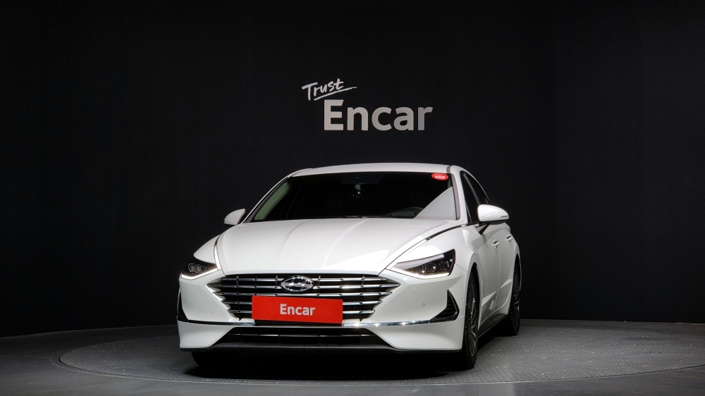 Hyundai Sonata Hybrid (DN8)