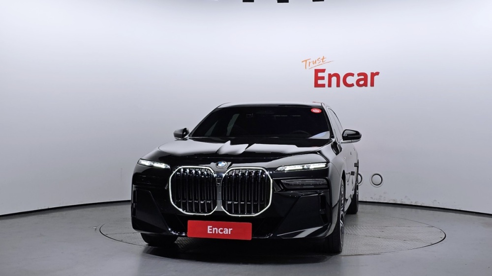 BMW 7 Series (G70)