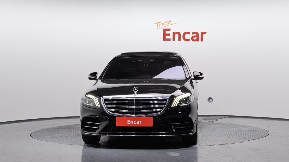 Mercedes-Benz S-Class W222