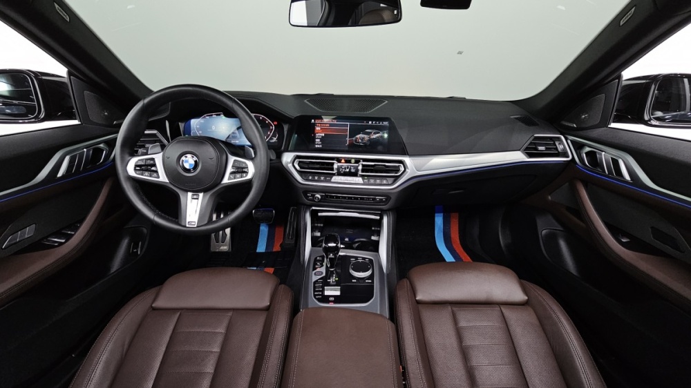 BMW 4 series (G22)