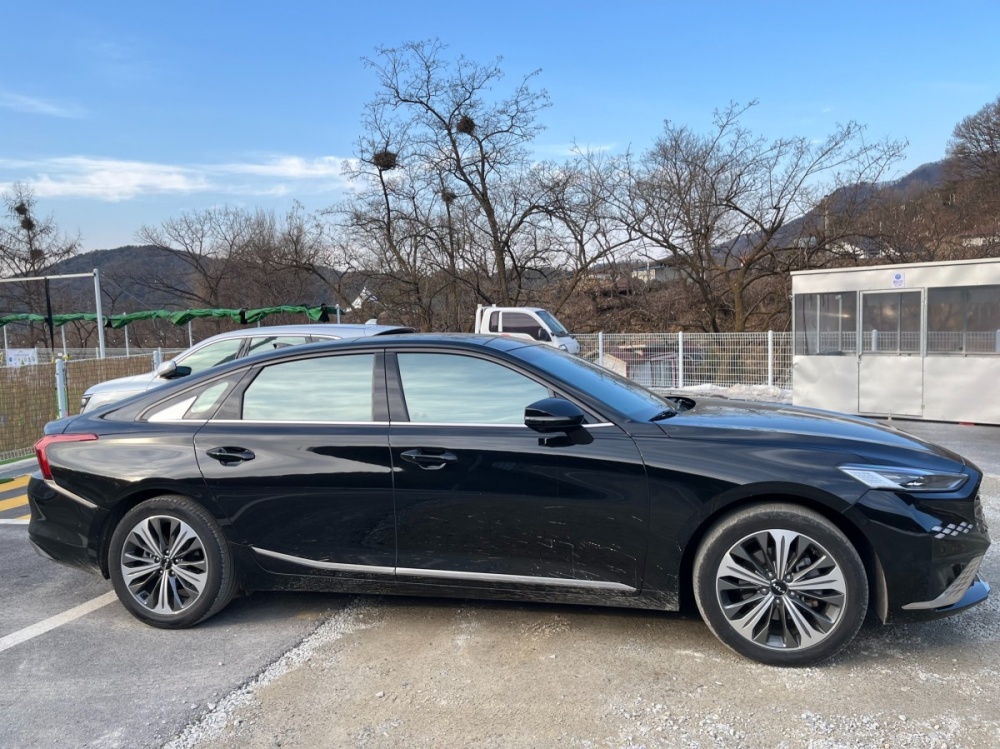 Kia K8 Hybrid