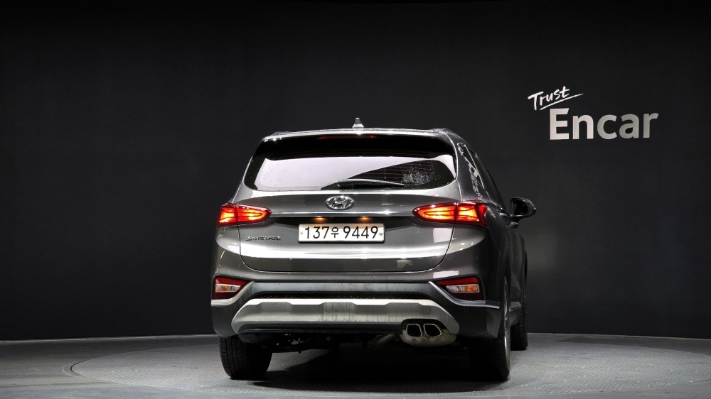 Hyundai Santa Fe TM