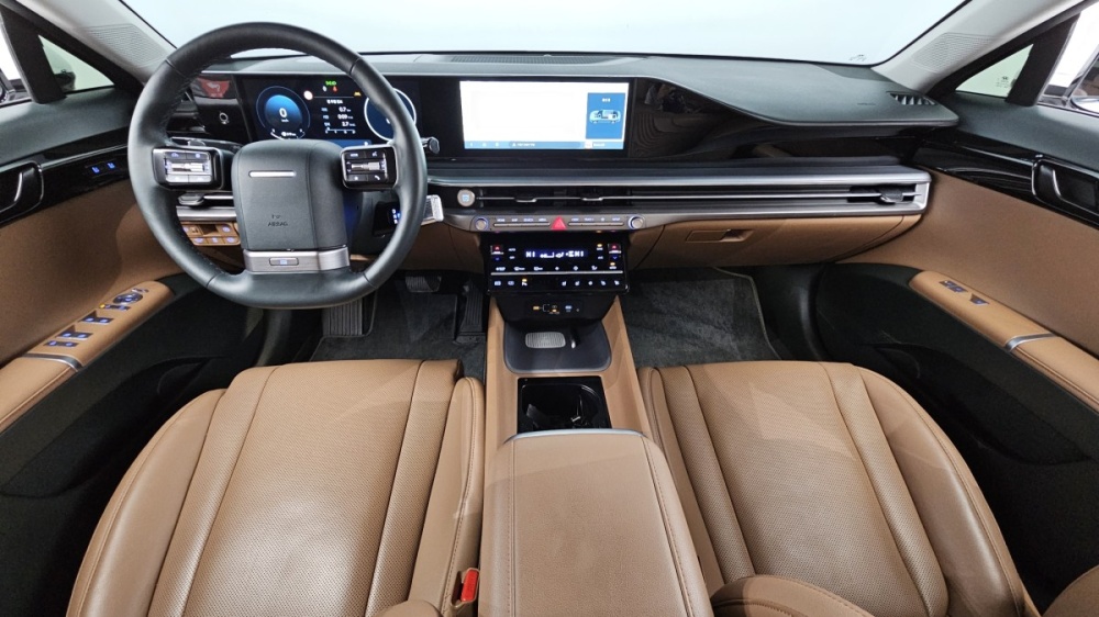 Hyundai Grandeur Hybrid (GN7)