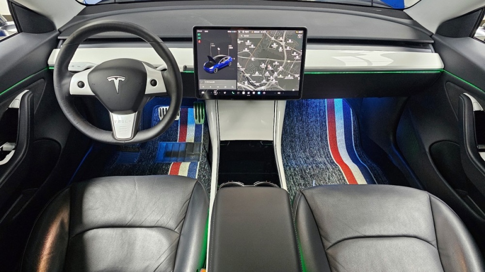 Tesla model 3