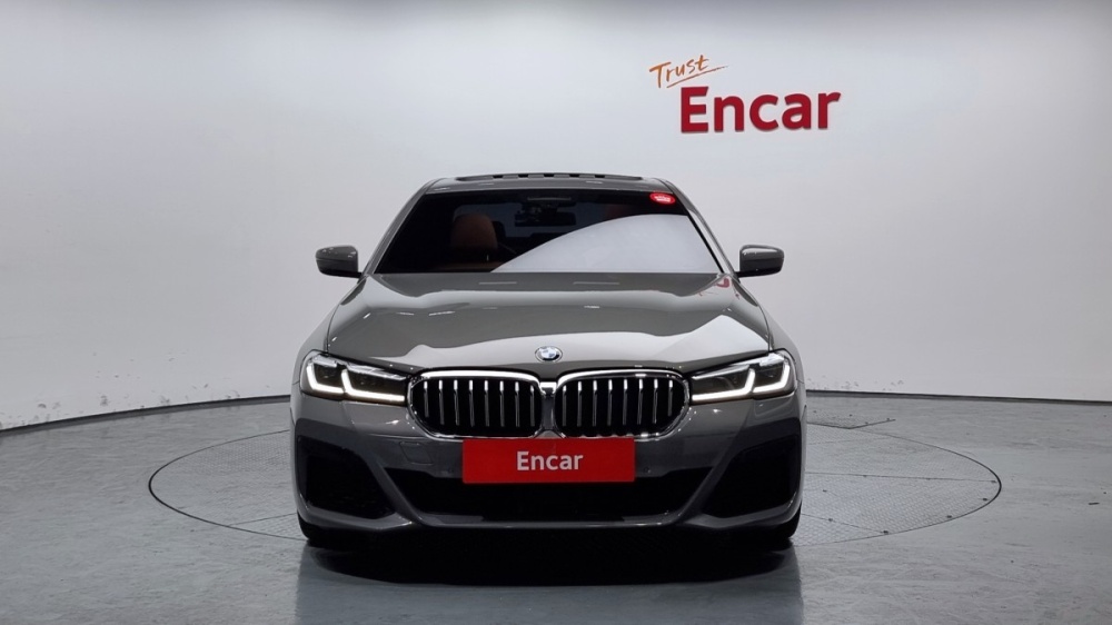 BMW 5 series (G30)