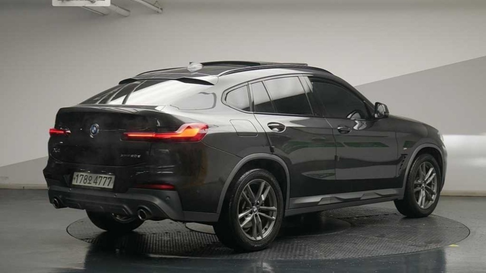 BMW X4 (G02)