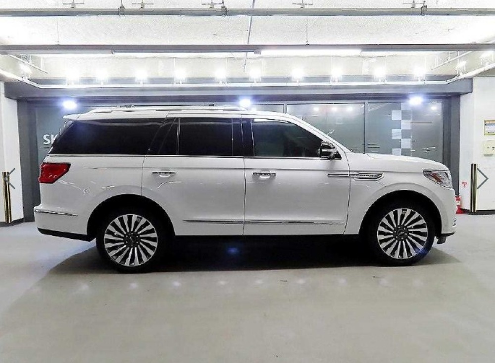 Lincoln navigator