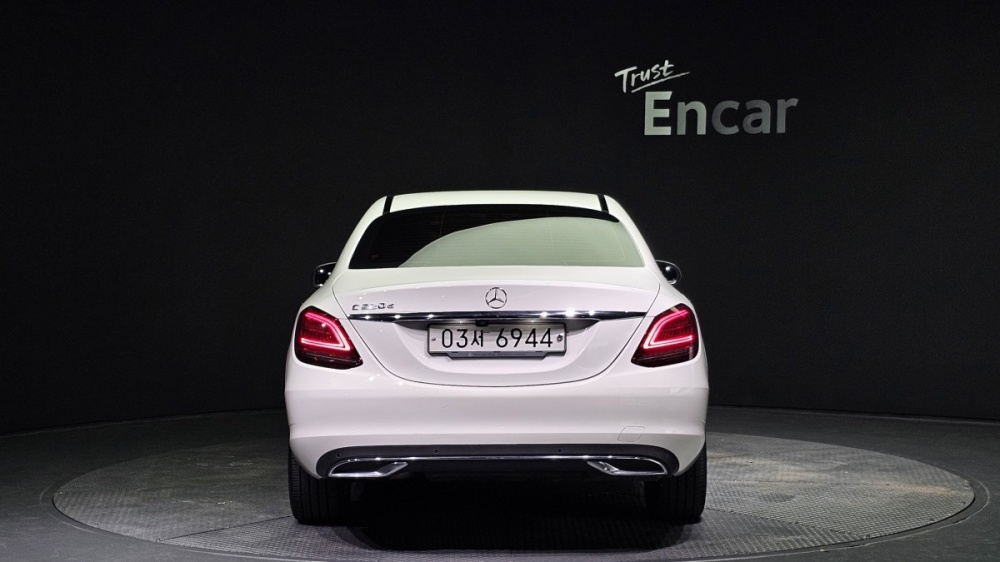 Mercedes-Benz C-Class W205