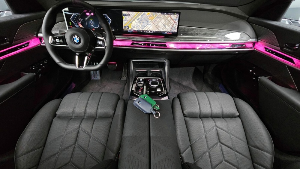 BMW 7 Series (G70)