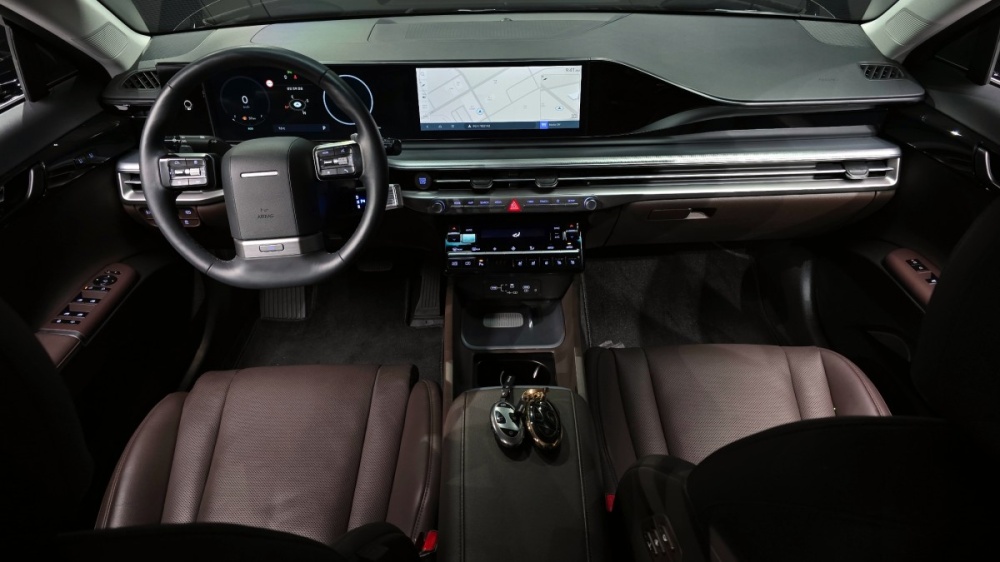 Hyundai Grandeur (GN7)
