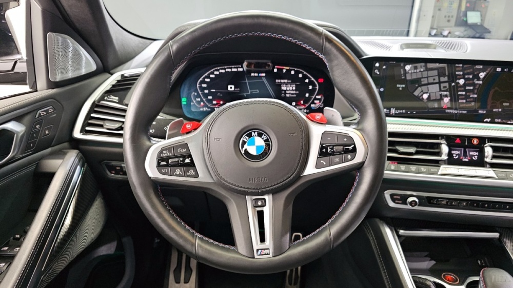 BMW X6M (G06)