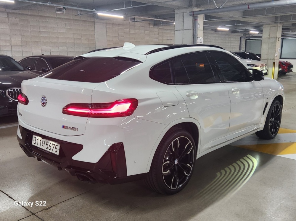 BMW X4 (G02)