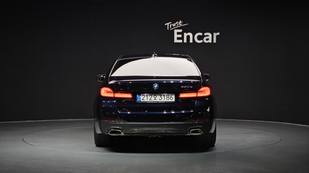 BMW 5 series (G30)