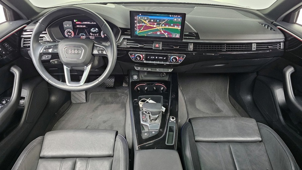 Audi A4 (B9)