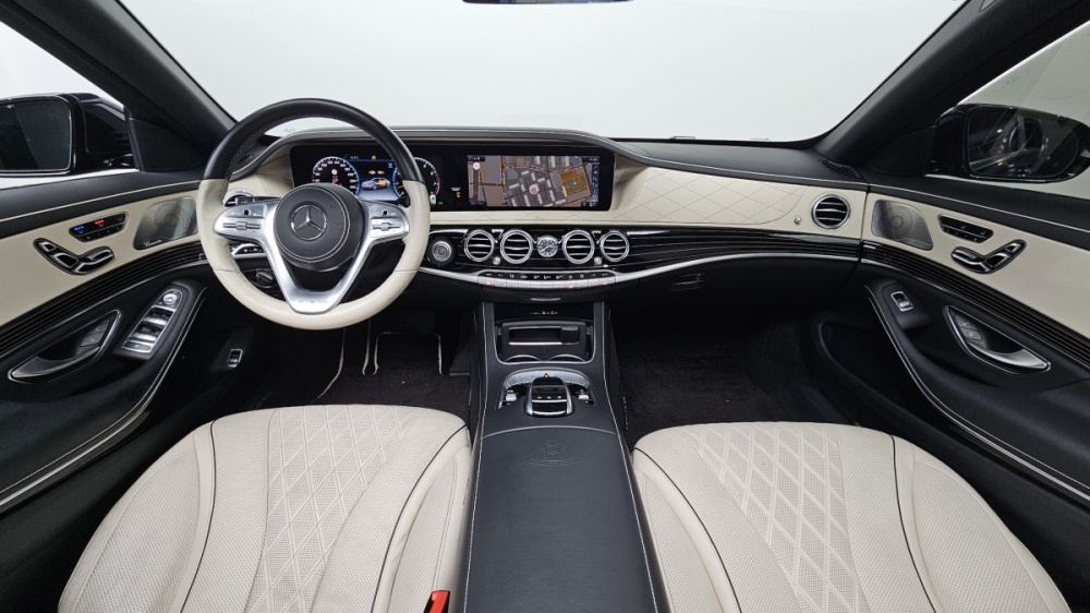 Mercedes-Benz S-Class W222