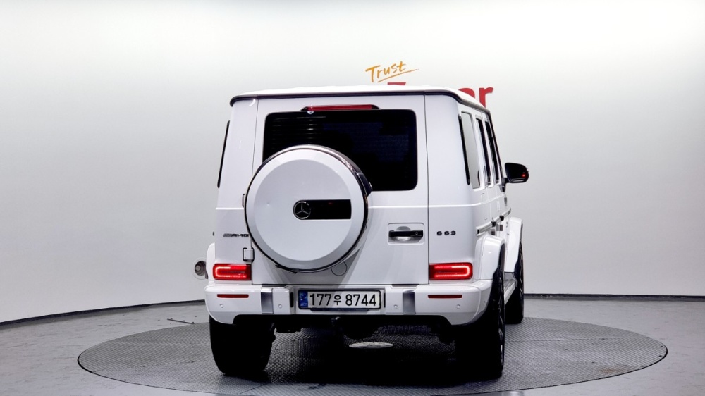 Mercedes-Benz G-Class W463b