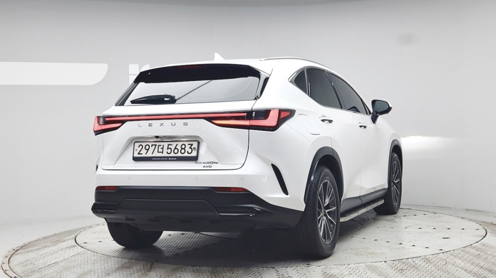 Lexus NX450h+ 2nd Gen