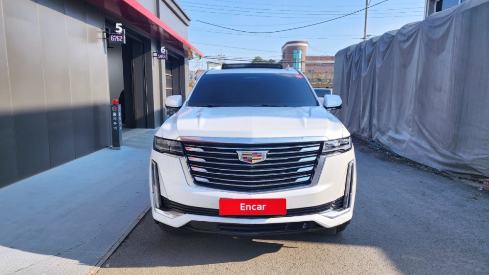 Cadillac Escalade 5th Gen