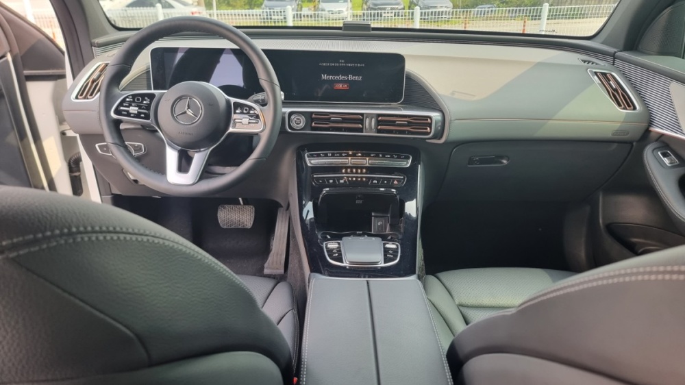 Mercedes-Benz EQC-N293