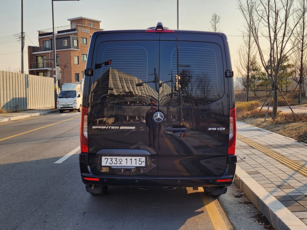 Mercedes-Benz sprinter