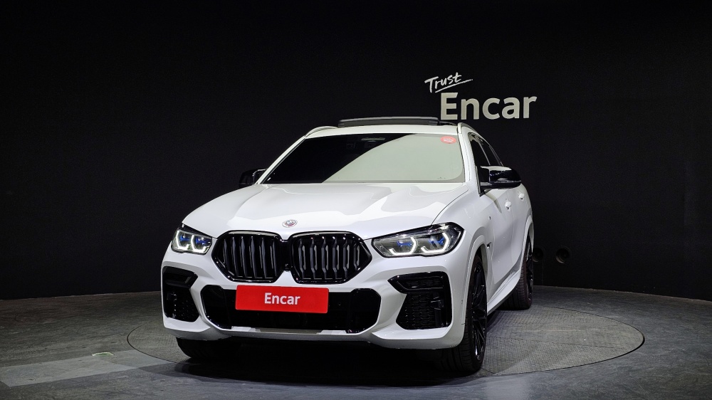 BMW X6 (G06)
