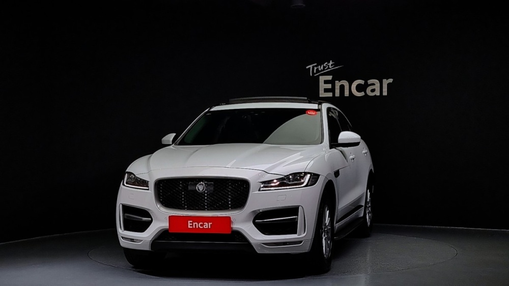 Jaguar F-PACE