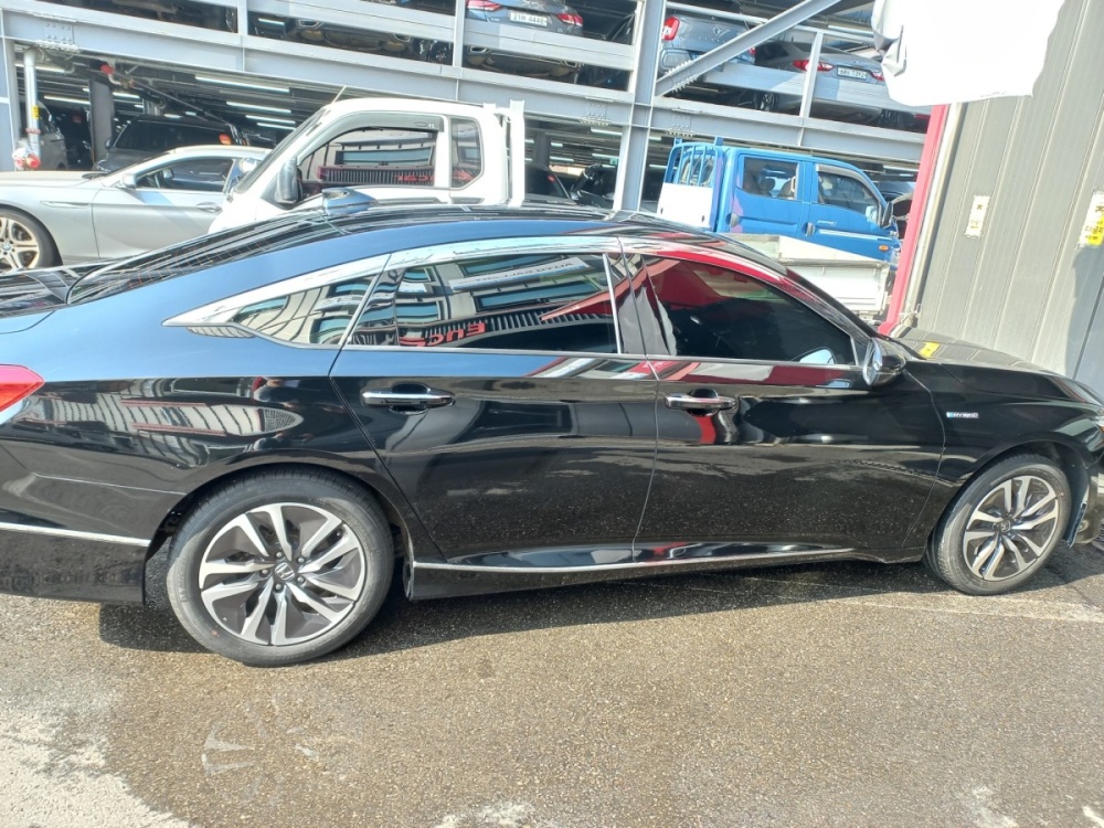 Honda Accord 10th Gen