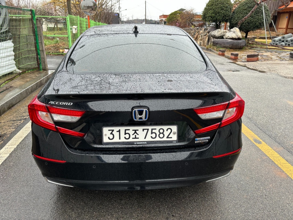 Honda Accord 10th Gen