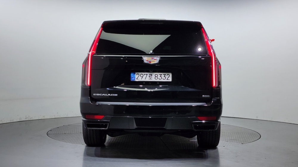 Cadillac Escalade 5th Gen