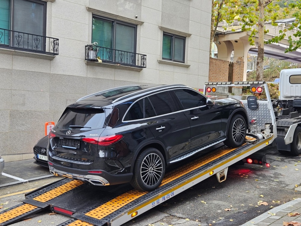 Mercedes-Benz GLC-Class X254