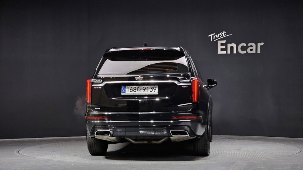 Cadillac XT6