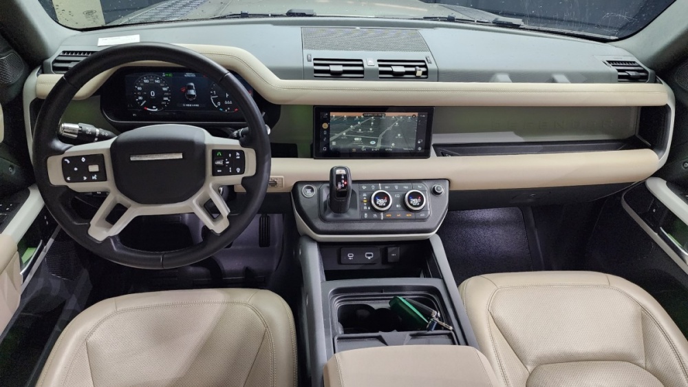 Land rover Defender (L663)