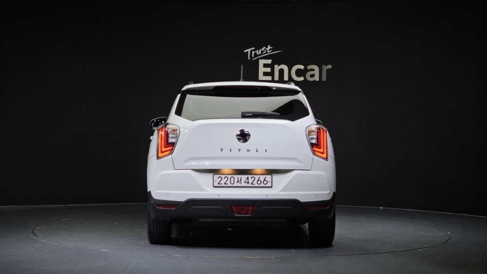 KG Mobility (Ssangyong) Very New Tivoli