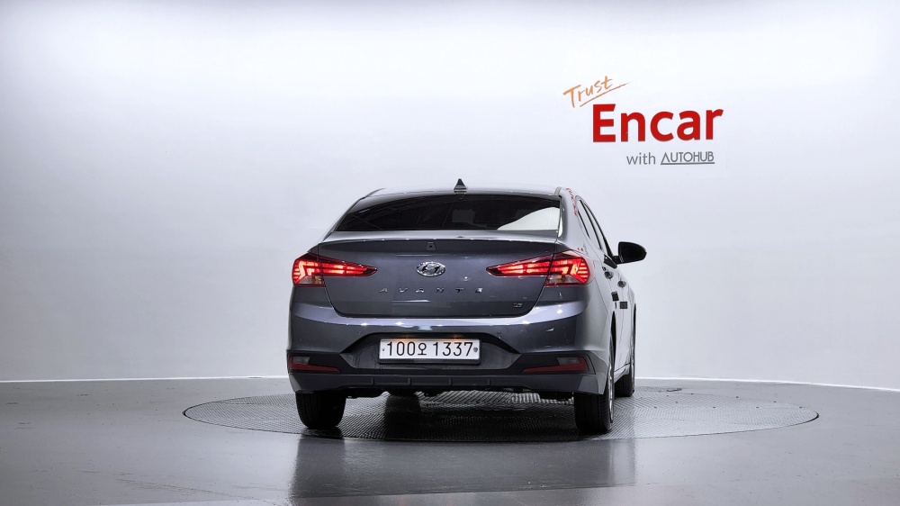 Hyundai The New Avante AD