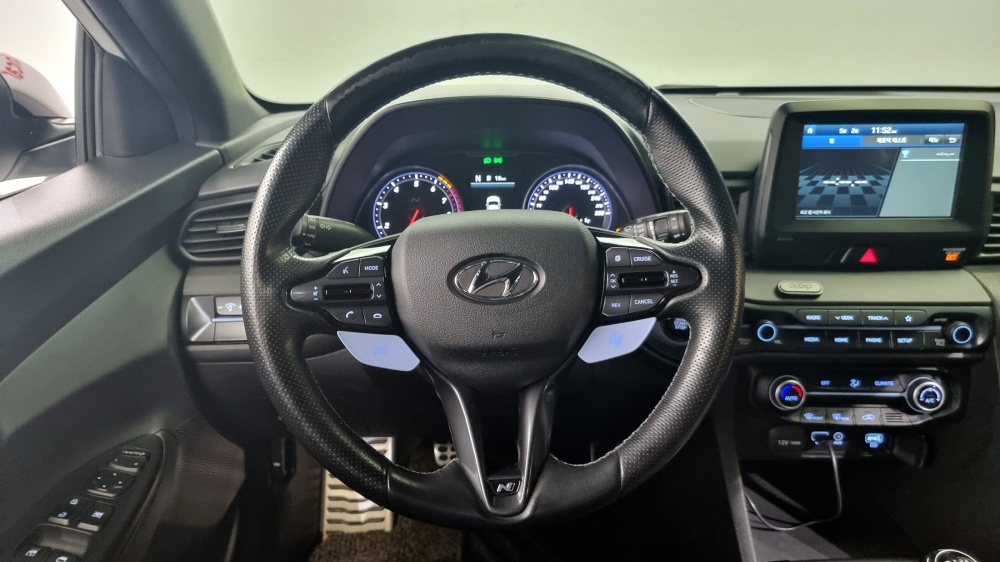 Hyundai Veloster (JS)