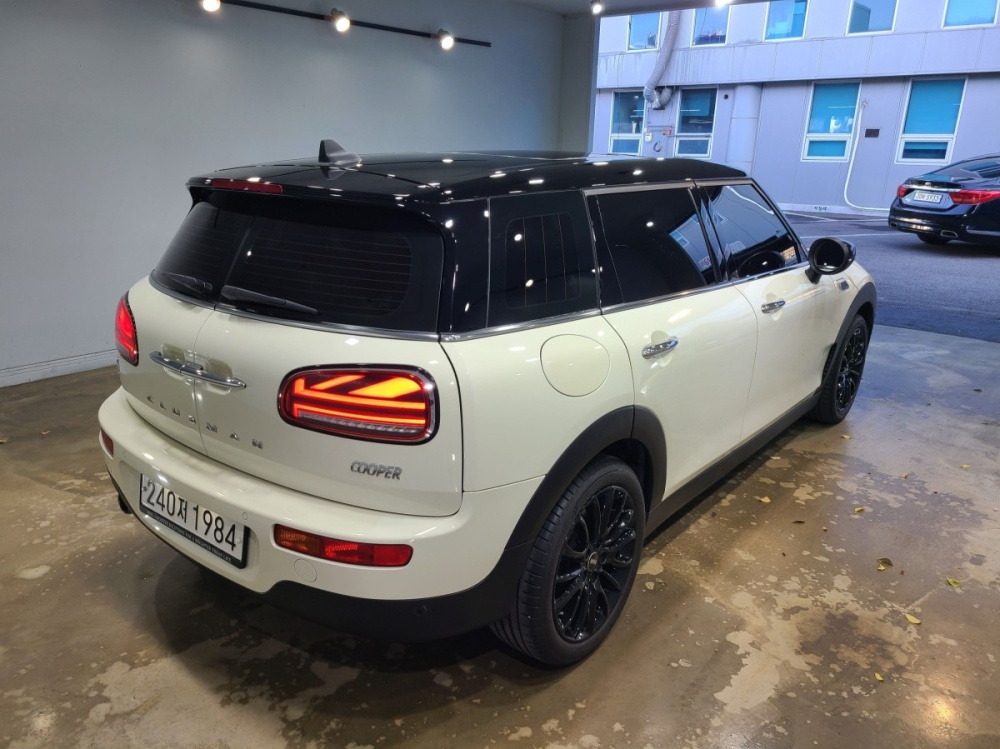 Mini cooper clubman